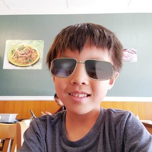 Meet your Posher, Jean